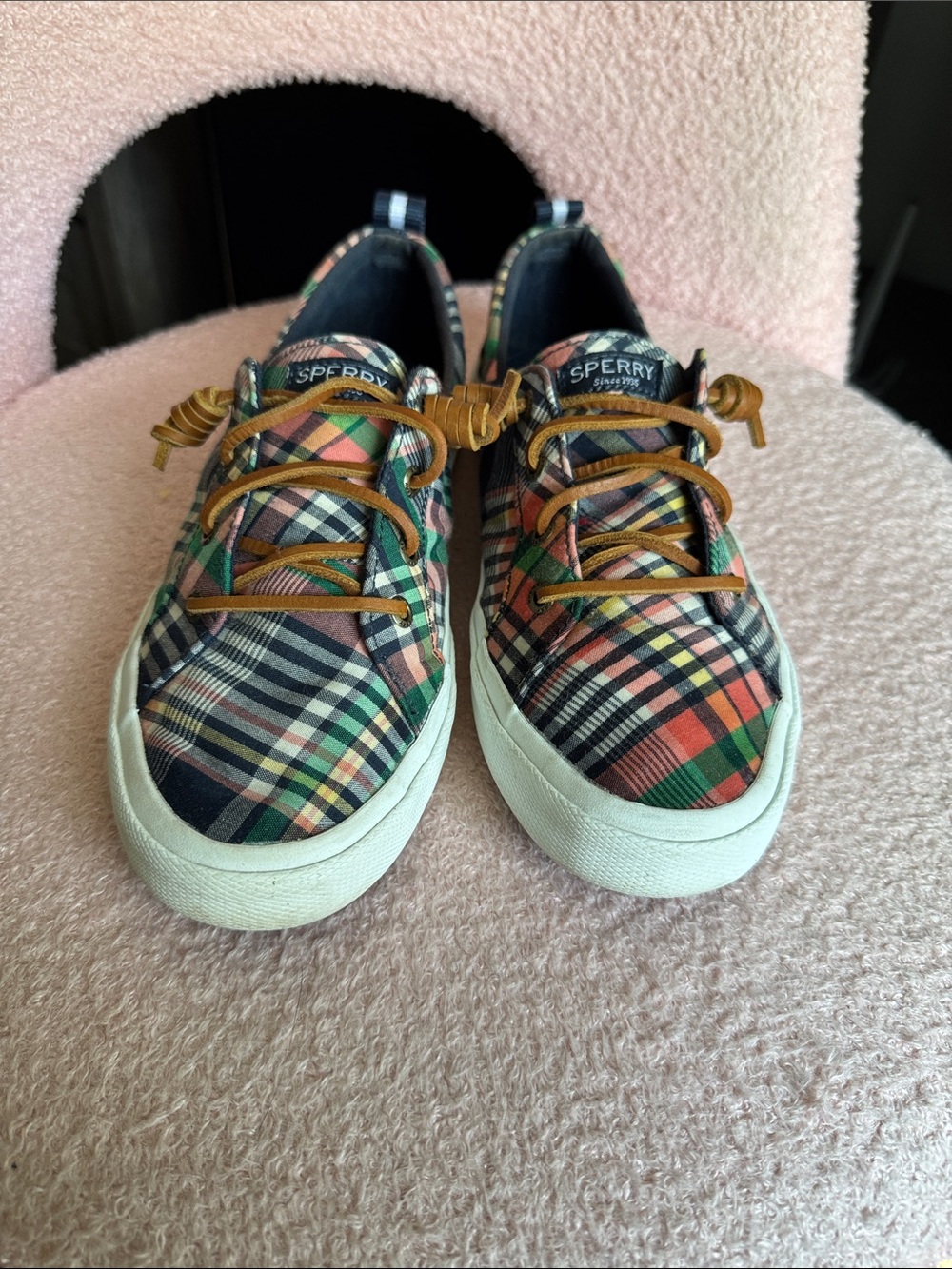 Title:
Sperry Plaid Canvas Sneakers Women’s Size 8.5 Multicolor